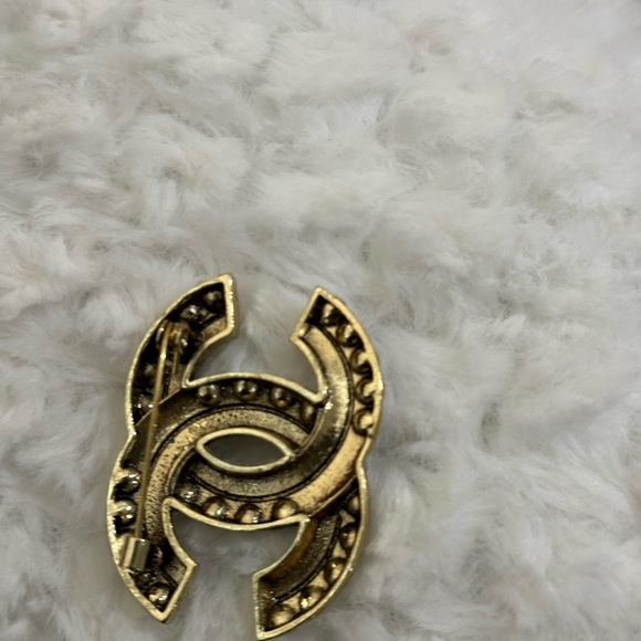 Zara seasonal collection textured dress including brooch and shirt - Picture 5 of 13